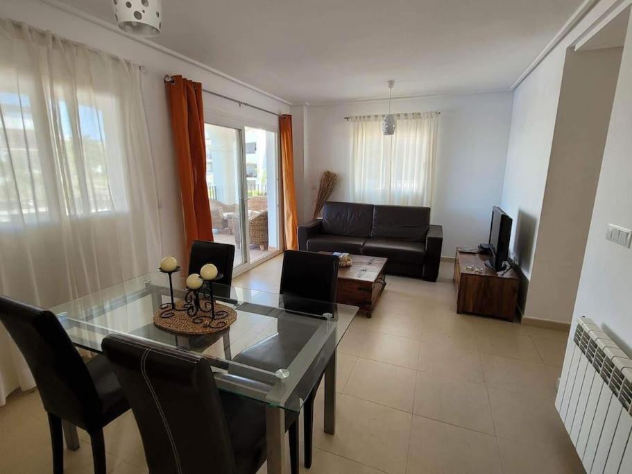 Apartmán Belle Vue Sur La Piscine Sucina Exteriér fotografie